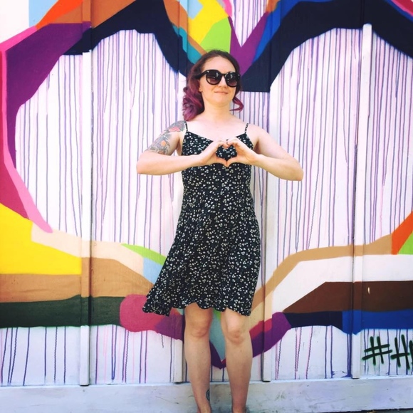 Meet your Posher, Kay - Picture 4 of 8